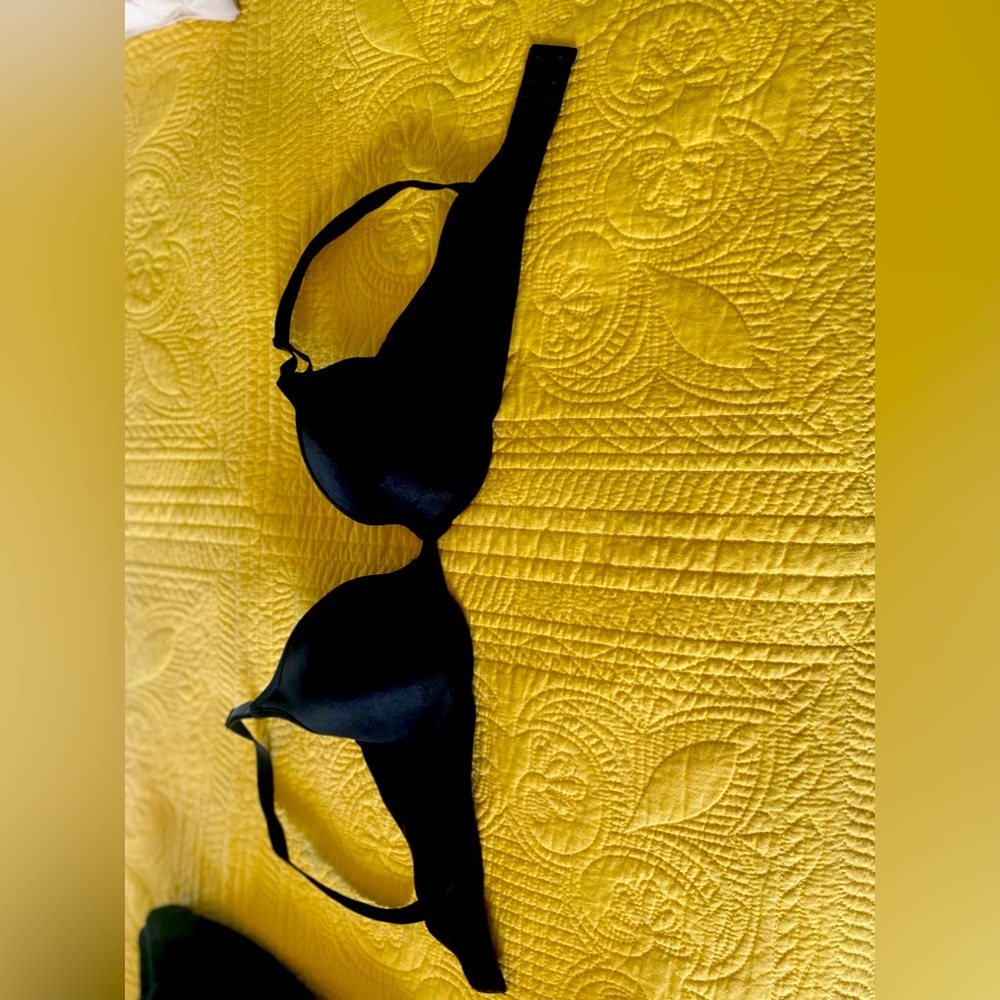 Ambrielle Black Push Up Bra